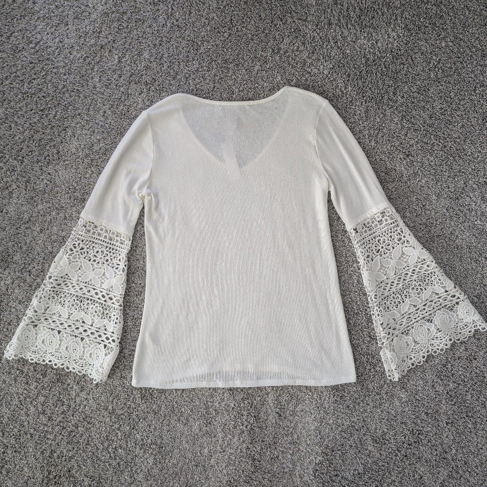 NWT White House Black Market Crochet Bell Sleeves Women's shirt - Picture 5 of 5